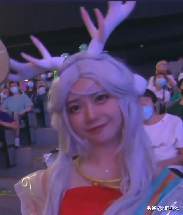 王者荣耀KPL线下活动：瑶妹妹美女Coser惊艳众人！