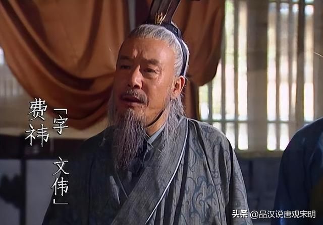 霸王大陆武将实力解析：探秘吕布的绝世武力，揭秘费祎的脆弱身躯
