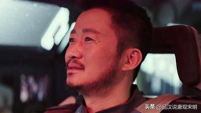 东方科幻浪漫主义与宏大叙事的电影：流浪地球之彰显