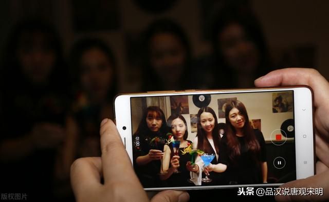 新标题：游戏行业未来：原神 VS 天刀，谁代表了巨额用户增长？