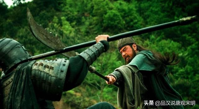 青釭剑对决倚天剑：究竟哪把更锋利？