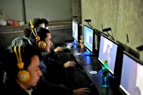 五种玩游戏月收10万的高手