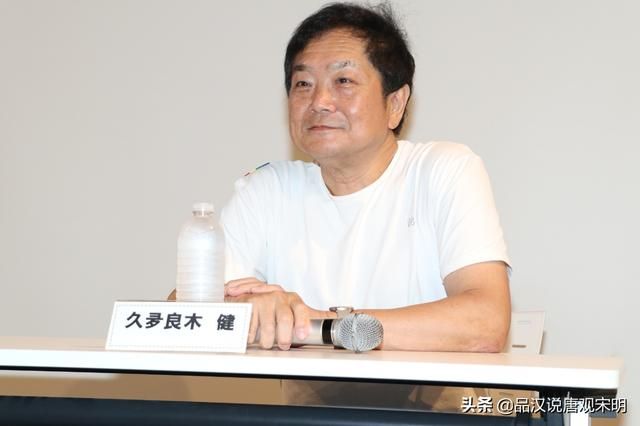 PS5继续稳坐霸主宝座？任天堂一次冲击引发史上最强游戏主机