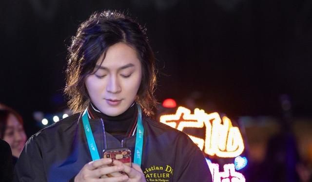 劝人不给自己打赏，《王者荣耀》最愚蠢的主播，队友再坑也不骂人