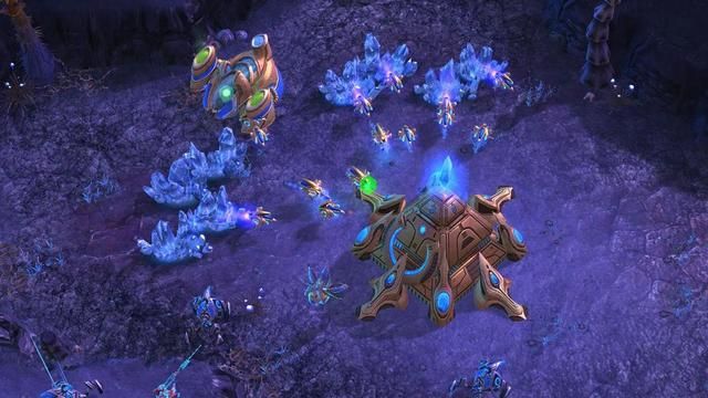 星际争霸：神族玩家为何稀少，原因在于暴雪的设计缺陷