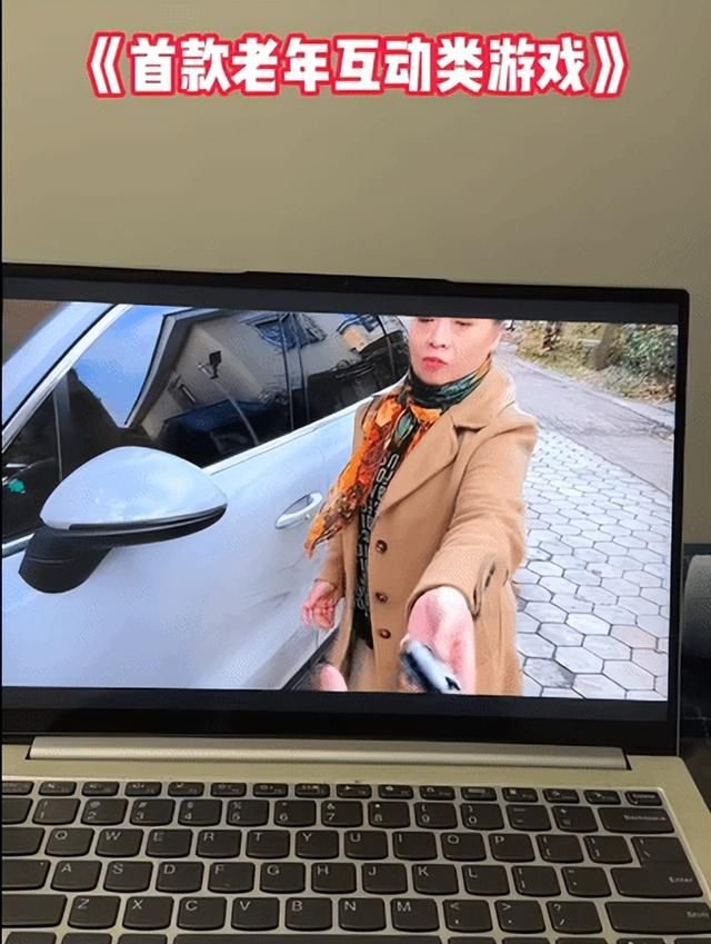 很担心网友的精神状况！6位美女火出圈后，有网友做了个60+版本！