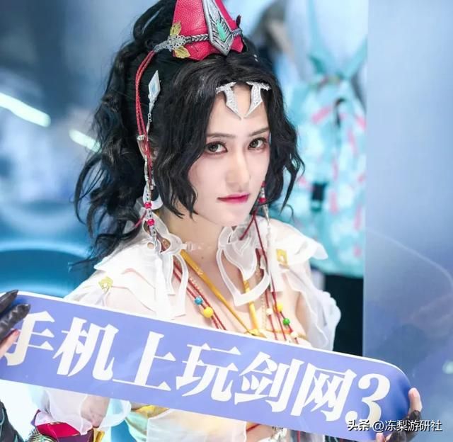 梅开二度，剑三玄晶萤火虫现场显威，玩家：金山寺BUFF名不虚传