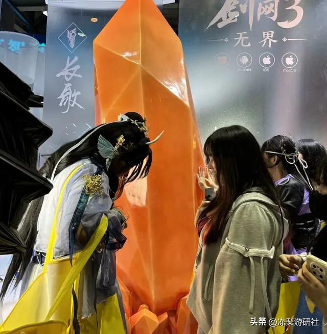 梅开二度，剑三玄晶萤火虫现场显威，玩家：金山寺BUFF名不虚传
