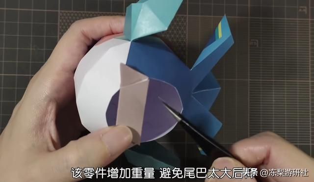 可爱是第一生产力？崩铁涌现折纸小鸟厨力党，二创周边花样百出