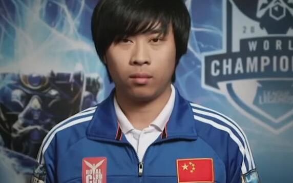 皇族white战绩，皇族white卢本伟