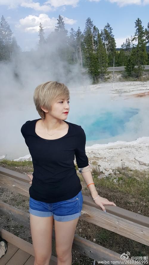 狐狸妈胡雅菁：揭秘电竞女神背后的故事