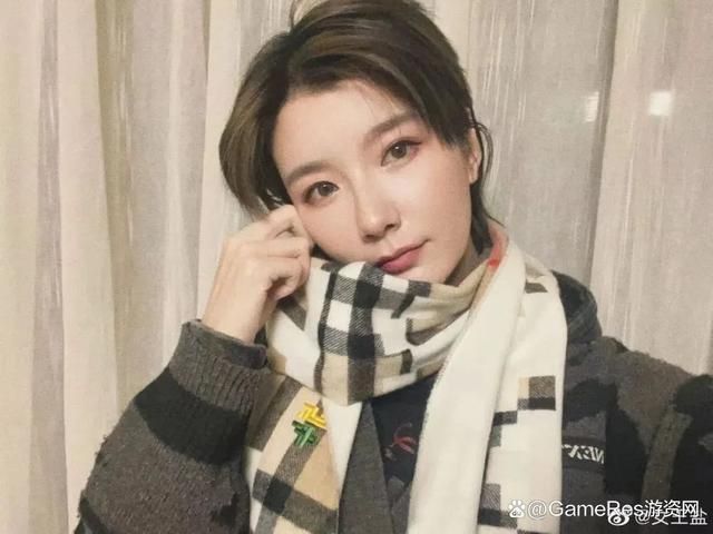 游戏主播女王盐：从游戏制作到直播主持的华丽转身