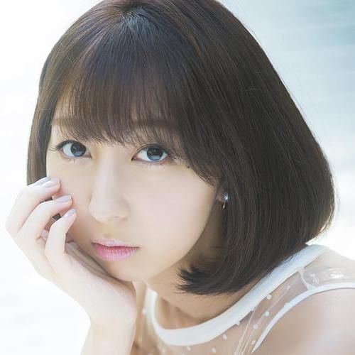 饭田里穗的音乐之路：专辑销量与人气歌曲盘点