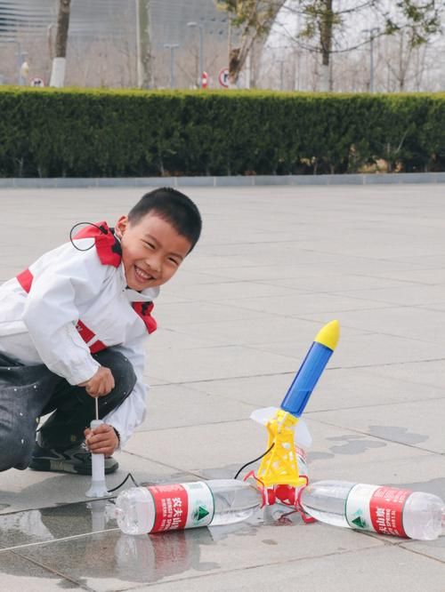 火箭小游戏在线玩，无需下载即点即玩真方便！