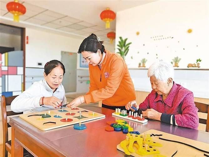 老年人玩什么好？这些室内游戏让生活更精彩！