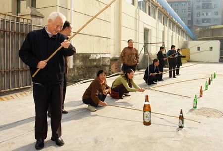 过年回家6个人玩什么游戏？这几个老少皆宜！