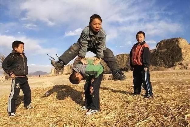 还记得九零后小时候玩的游戏吗？一起来回忆童年！