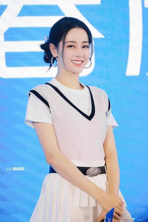 迪丽热巴玩什么游戏？快来看看她平时都玩啥！