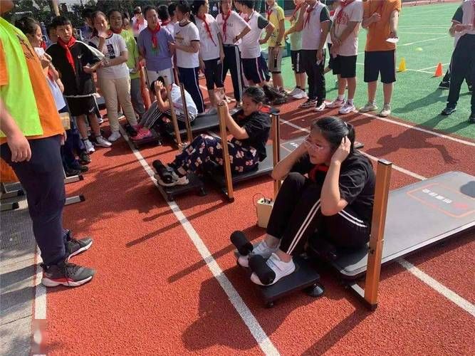 适合二年级小学生的体育课游戏，增强体质！
