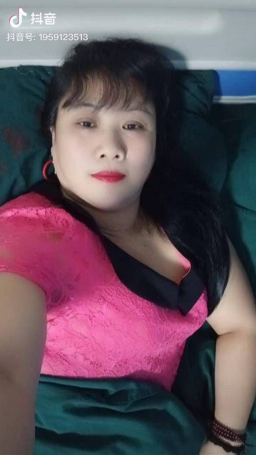 98年的我玩不过她 现在的女生段位都这么高吗