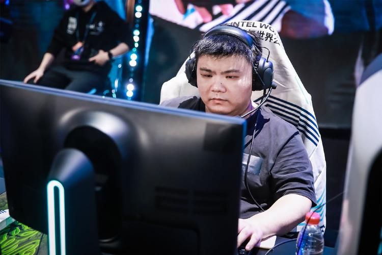 dota2西雅图现场直击 选手与粉丝的狂欢盛宴