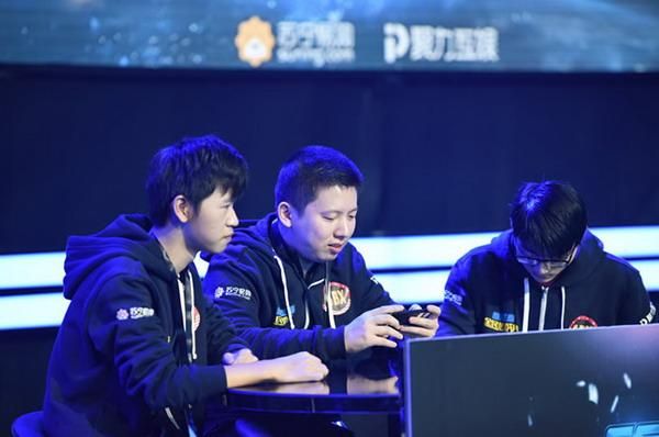 dota2西雅图现场直击 选手与粉丝的狂欢盛宴